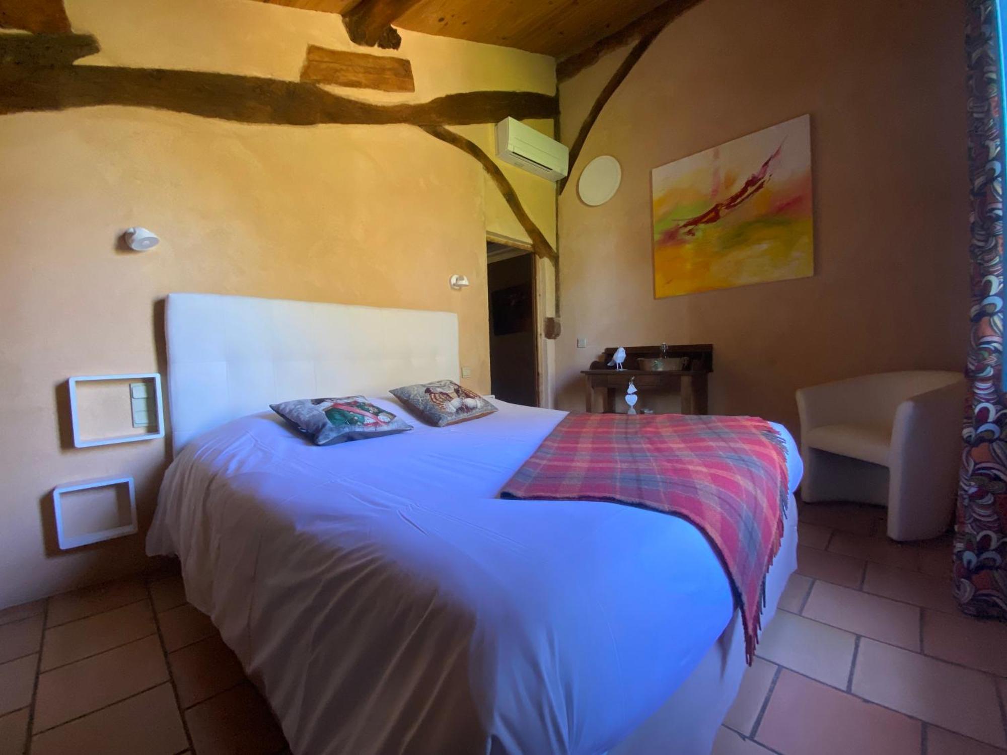 Le Clos Pastel Chambres D'Hotes & Gite Virac Exterior photo