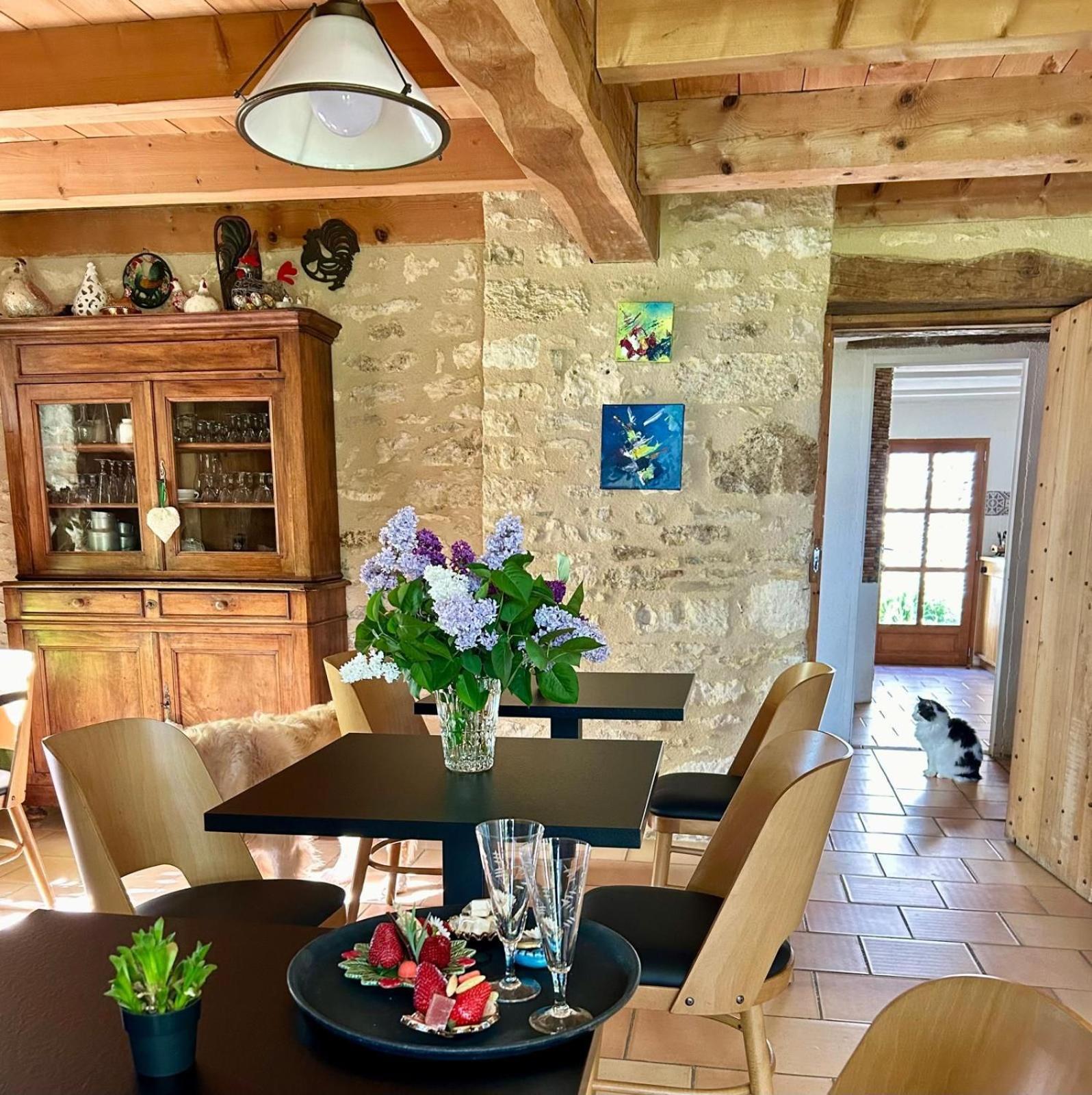 Le Clos Pastel Chambres D'Hotes & Gite Virac Exterior photo