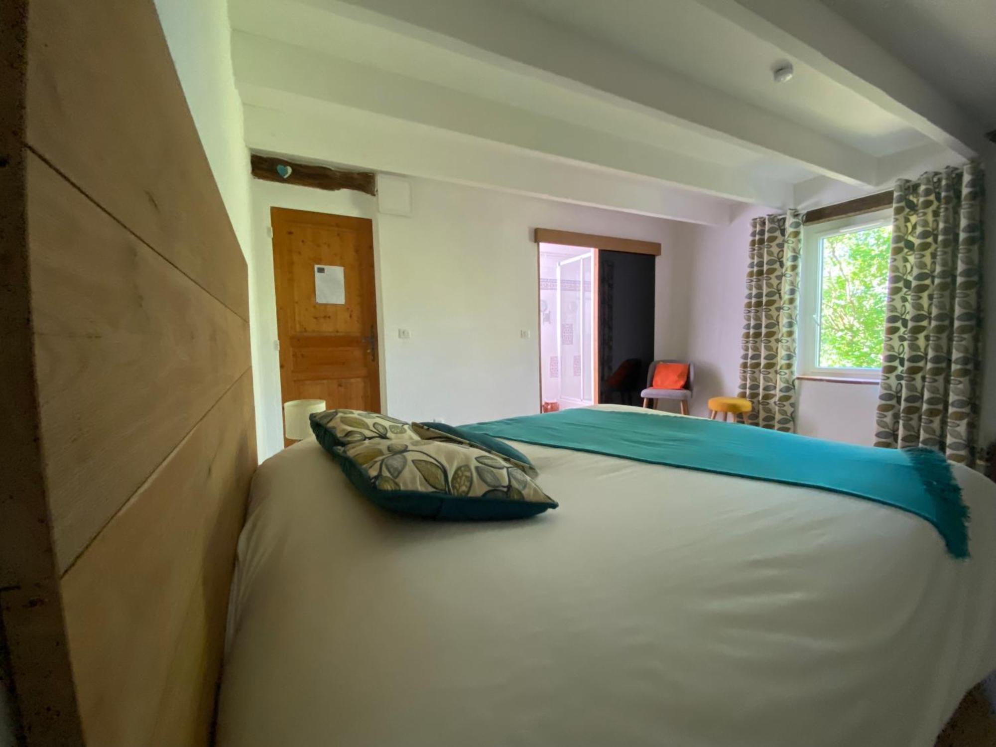 Le Clos Pastel Chambres D'Hotes & Gite Virac Exterior photo