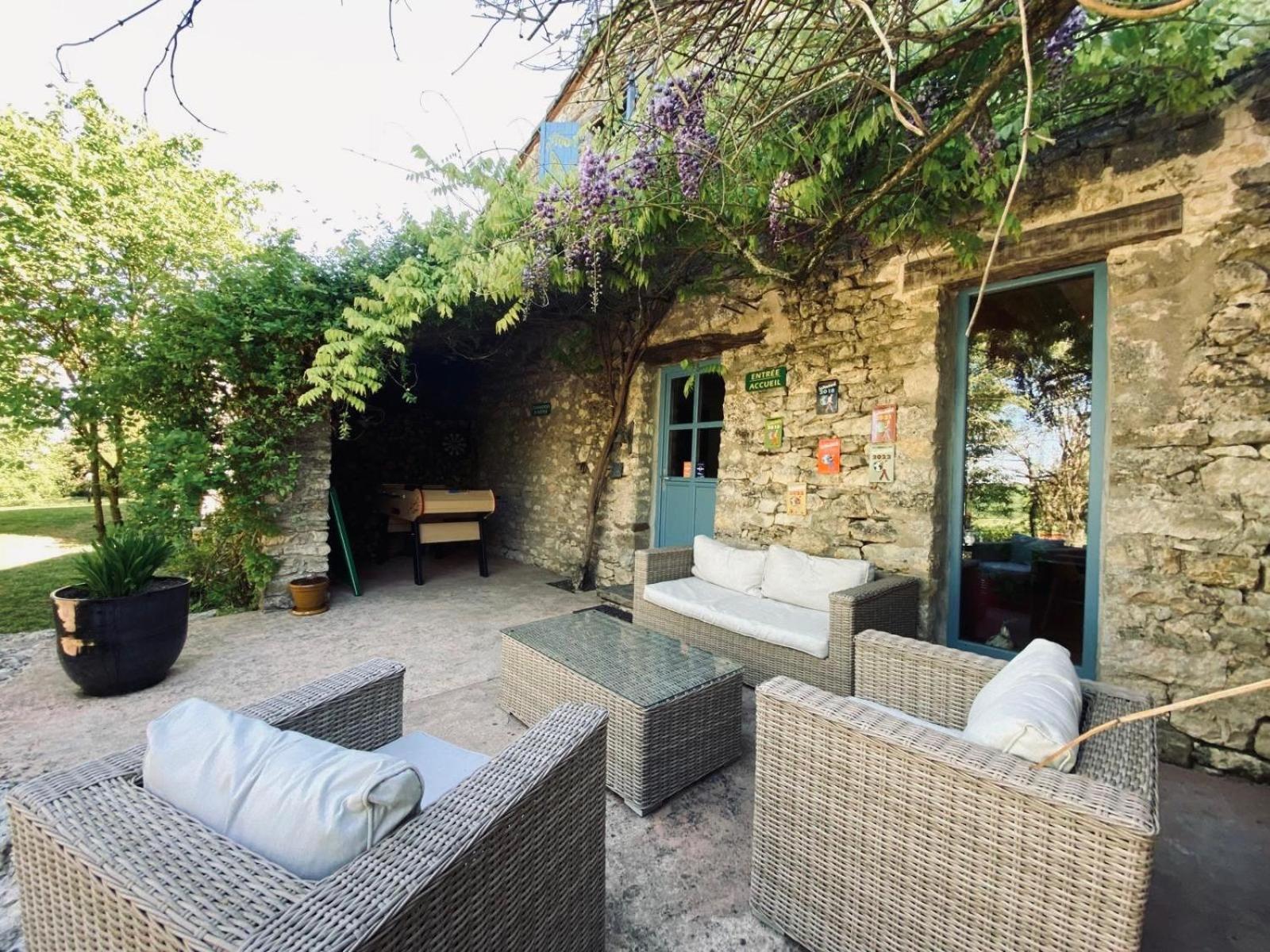 Le Clos Pastel Chambres D'Hotes & Gite Virac Exterior photo