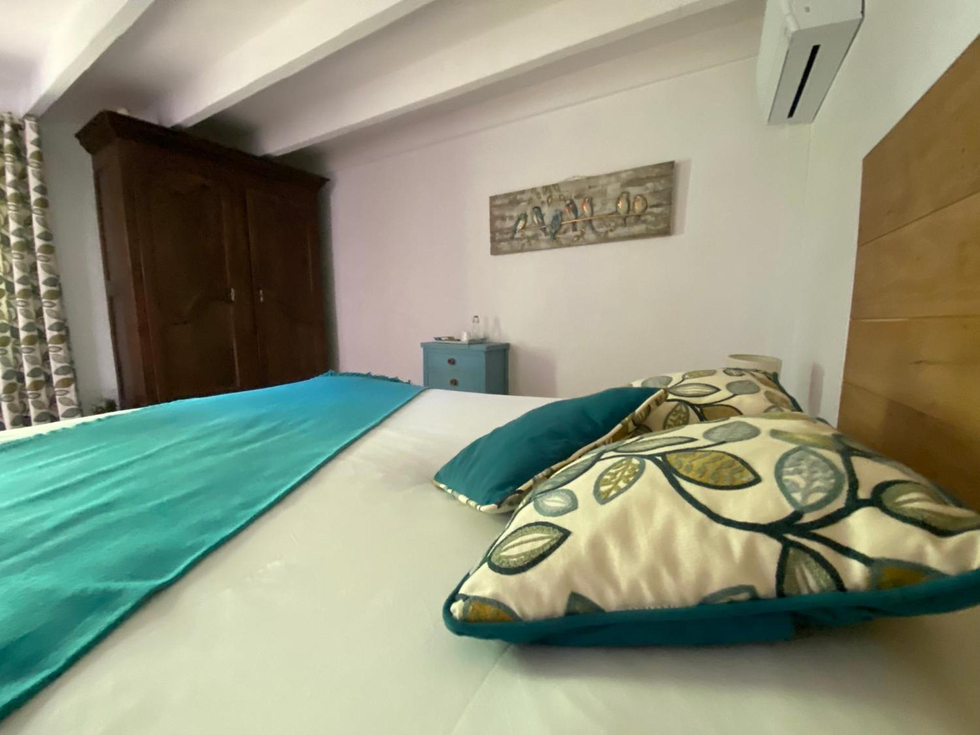 Le Clos Pastel Chambres D'Hotes & Gite Virac Exterior photo