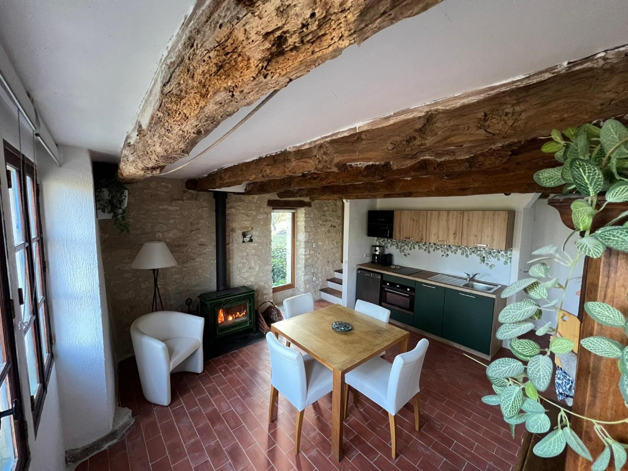 Le Clos Pastel Chambres D'Hotes & Gite Virac Exterior photo